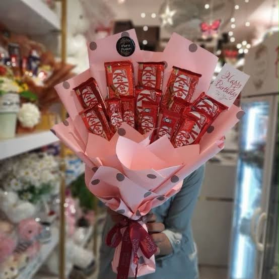 Chocolate Bouquet Item 3
